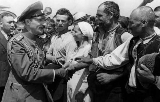 Bulgaria joins the Axis