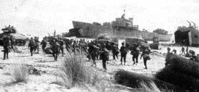 Allied forces invade Italy