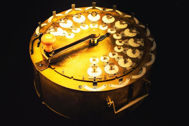 MAQUINA DE CALCULAR DE HAHN