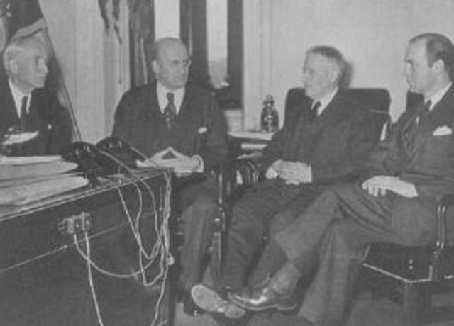 FDR issues War Refugee Board