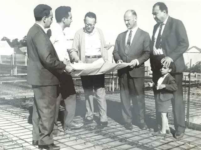 Diretores do Hospital recebem visita do Arquiteto Jarbas Karman