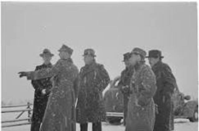 Stalin attacks Finland