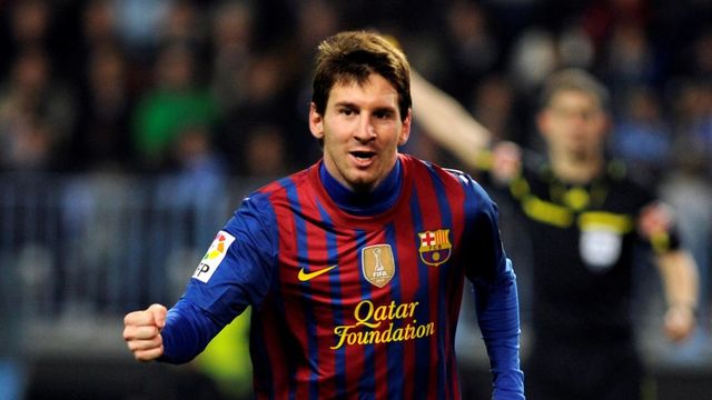 Broke record of making more goals in a season (91)