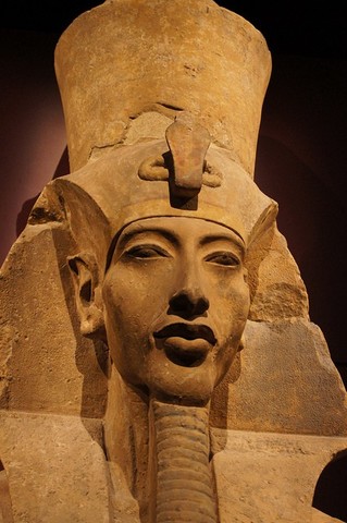 CHANGING OF AKHENATEN'S NAME
