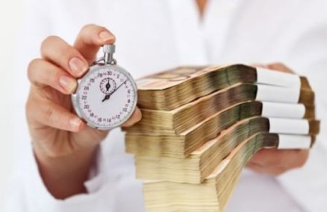 Hitelpénz megjelenése