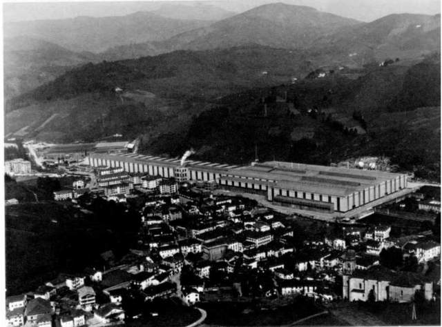 Fabrikari esker gorakada