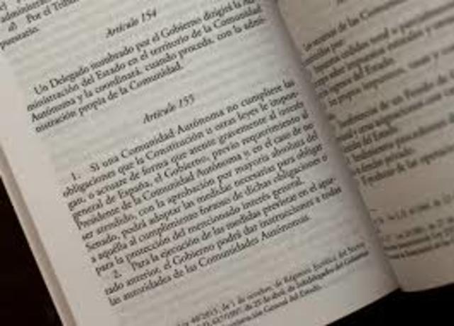 Redactan la Constitución