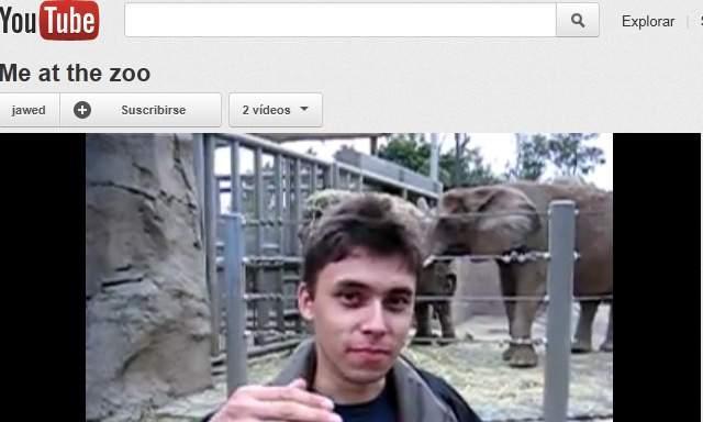 ME AT THE ZOO. PRIMER VIDEO CARGADO EN YOUTUBE