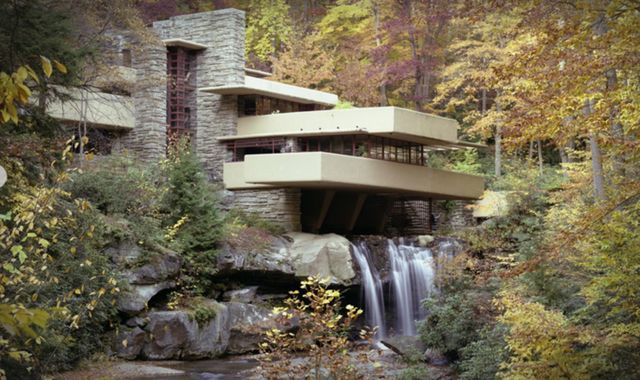 La Residencia Kaufmann o Casa de la Cascada