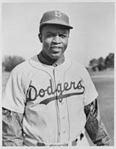 Jackie Robinson joins Brooklyn dodgers