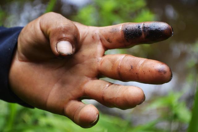 DERRAME DE PETRÓLEO