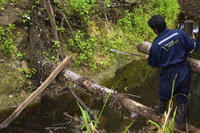 Fin de la limpieza de petróleo/ Salida del personal de Petroperú de la C.N de Cuninico