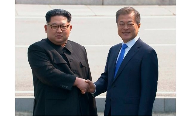 Charla diplomática entre lideres Coreanos