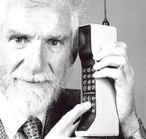 Primera llamada desde un telefono movil (Martin Cooper