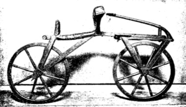 Bicicleta movida directamente con los pies, inventada por el Barón von Drais