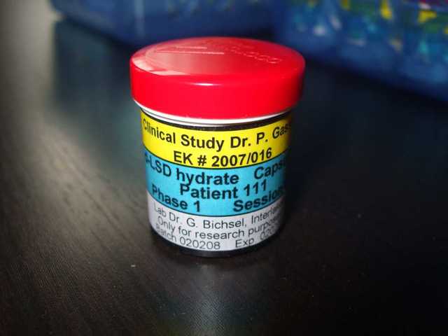 LSD declared illegal by the US governemnt