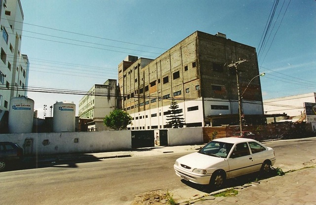 Concluído 1º pavimento prédio Sta. Tecla