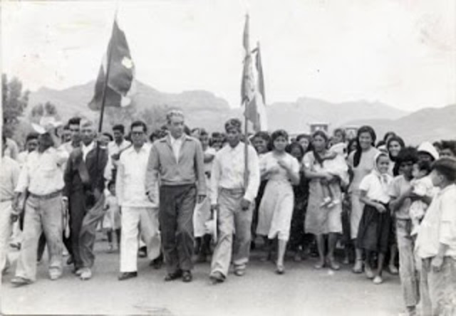 MÉXICO CONTEMPORÁNEO Es el México que surge a partir de la reconstrucción del país, que implicó la cimentación de un nuevo régimen político que creó las bases para la configuración de un Estado moderno y democrático que proporcionó estabilidad política.