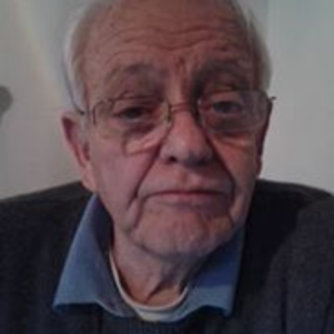 Publicación del libro "Arte de criar y curar a los niños"