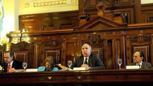 DICTAMEN EMITIDO POR LA CORTE