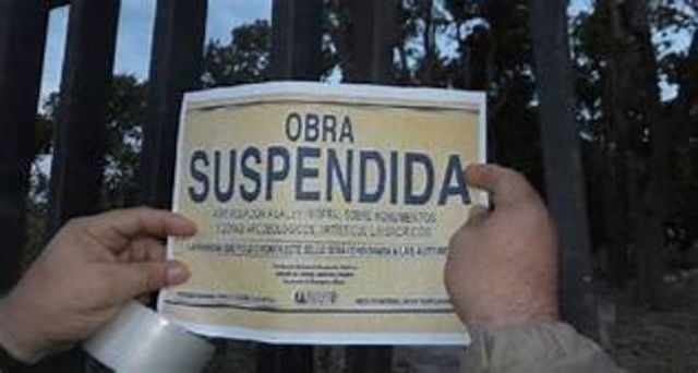 El ferrocarril, suspensión de la obra del ferrocarril de Antioquia: años 1900 y 1905