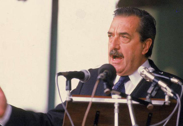 Muere Raúl Alfonsin.