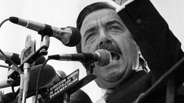 Vuelta a la democracia.