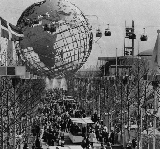 New York Wold's Fair Begins