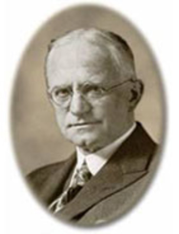 Primera pelicula en rollo de papel