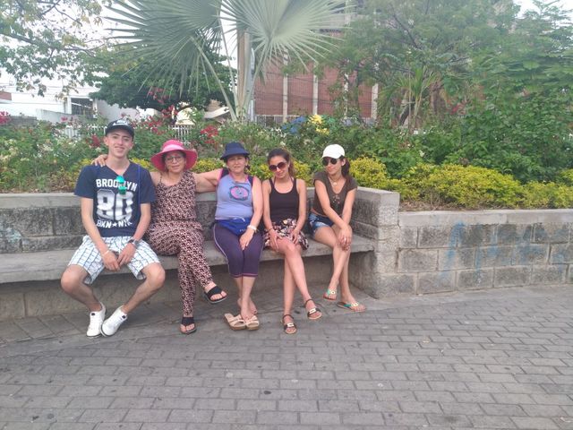 Paseo Familiar A Ricaurte