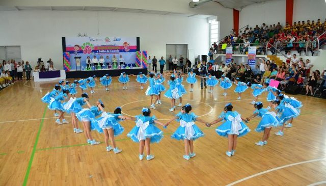 GANE UN CONCURSO DE BAILE