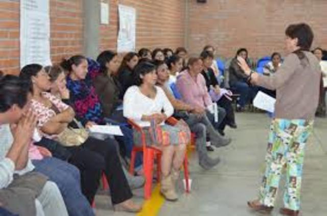 Los primeros programas nacionales de desarrollo de la comunidad