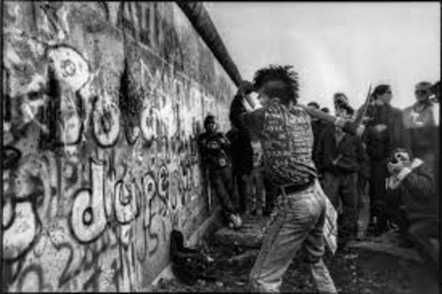 Fall of the Berlin Wall