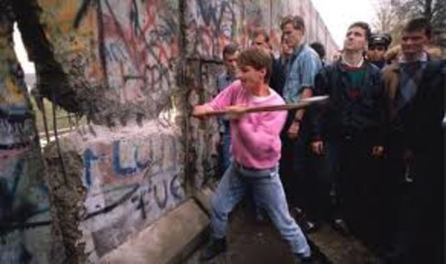 fall of Berlin Wall