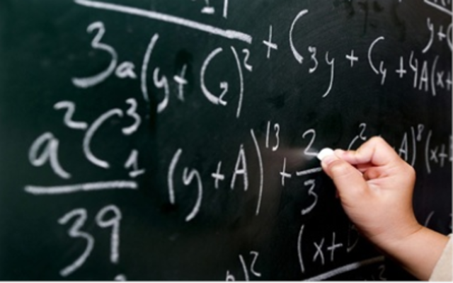 PIZARRA O PIZARRÓN DE GIS.