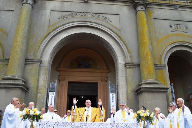 IGLESIA CATÓLICA AÑO PRIMERO D.C