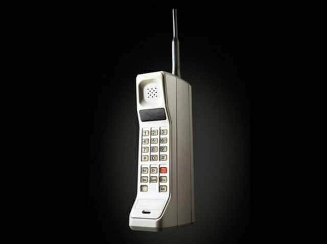 Celular (1983)