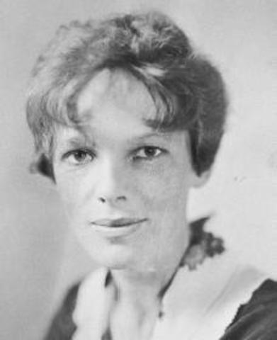 When Amelia Earhart was born and information about her before she started flying