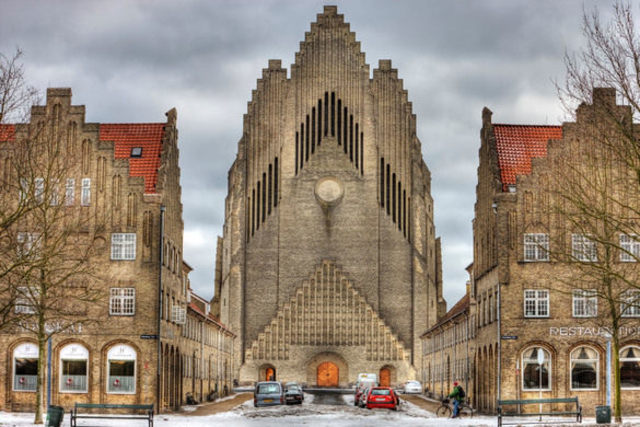 Arquitectura: Grundtvig's Church, por Peder Vilhelm Jensen-Klint y Kaare Klint