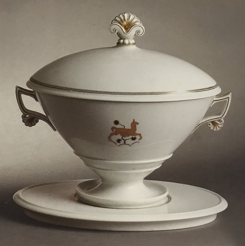 Arte: Decoración de la vajilla de Christian Joachim, por Arno Malinowski