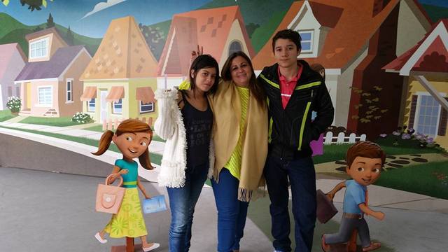 Compartiendo momentos con mi familia (unicornia menor)