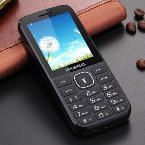 Primer celular - Asume Cristina Fernández de Kirchner