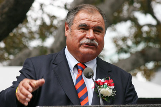 Salvador Castro Born