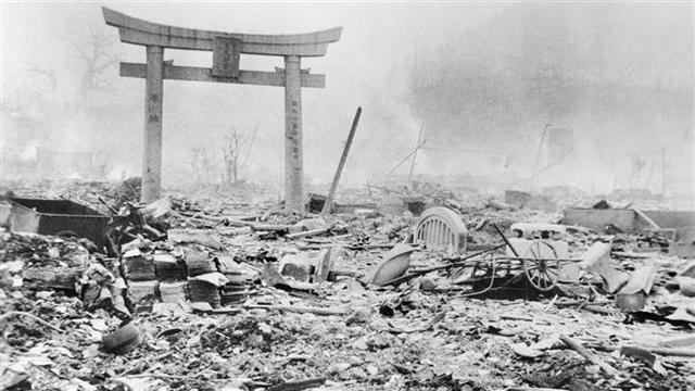 Japanese leaders Sued for peace