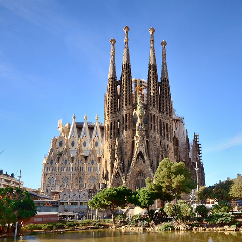 Secesja Katedra Sagrada Familia Antoni Gaudi