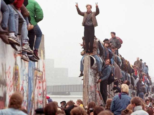 the Berlin wall fell