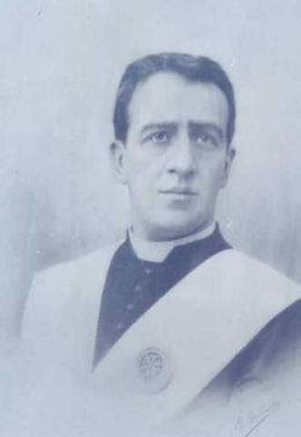 RECTOR MARÍA CARRASQUILLA