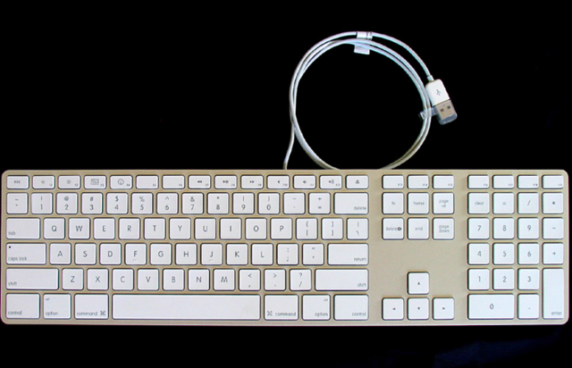 Apple Keyboard with Numeric Keypad