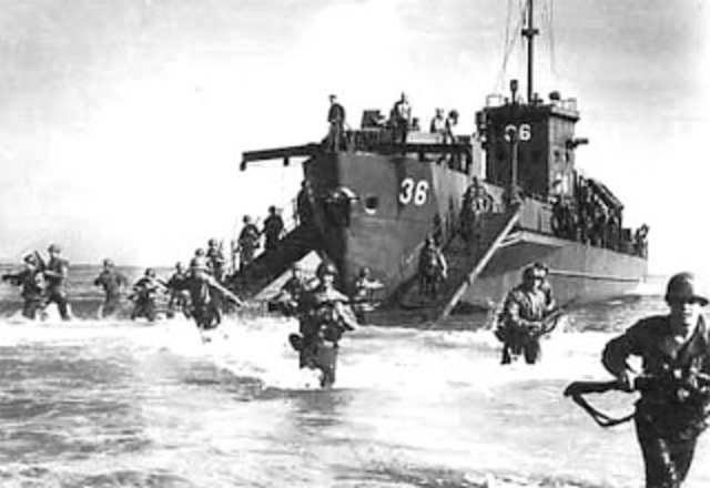 \\Guerra Vietnam\\ Operacion Rolling Thunder y Desembarco Primeras Unidades