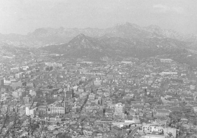 GUERRA DE COREA - La ONU se abre paso a Seúl